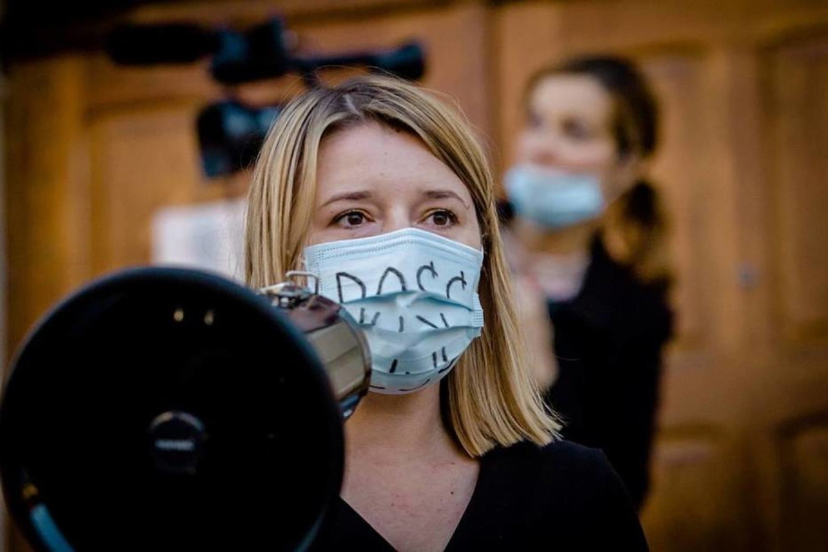 Nauczycielce zaangażowanej w strajk kobiet grozi dyscyplinarka