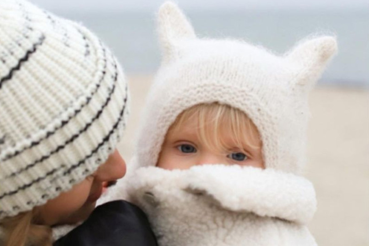 Zimowe stylizacje. Kasia Tusk i jej córeczka jak modne misie