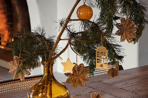 Boże Narodzenie 2020: 7 pomysłów na dekoracje domu ze świątecznej kolekcji H&M Home