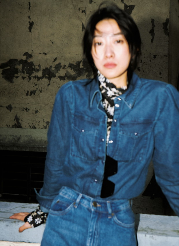 „Jej obraz, jej historia”. & Other Stories świętuje Dzień Kobiet serią ośmiu autoportretów