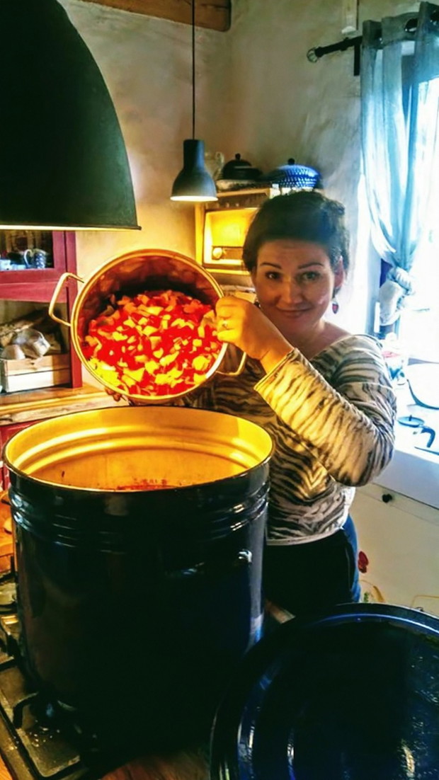 Kuchnia w stylu vintage artystycznej Kasi