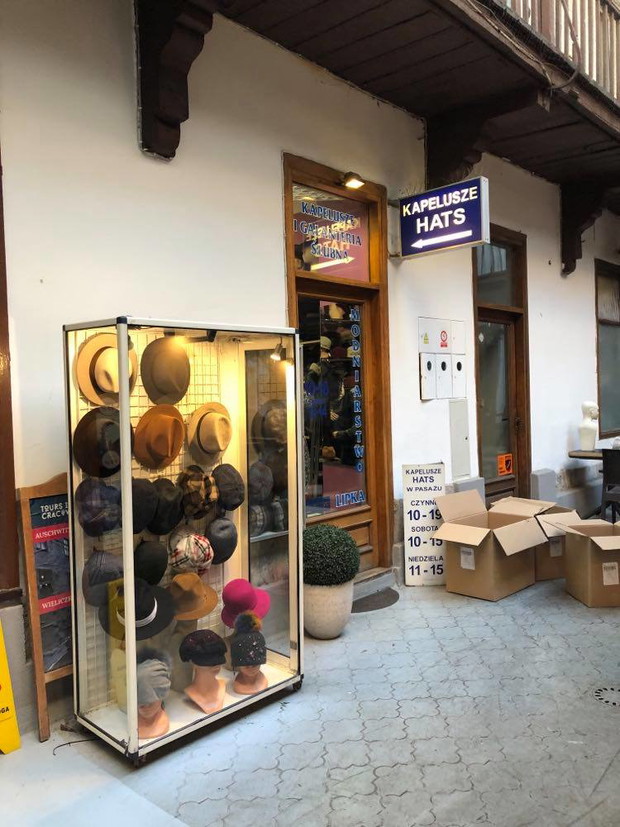 Maria Lipka i jej sklep z kapeluszami na Floriańskiej!