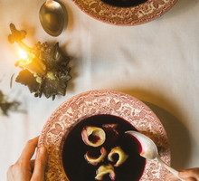 Przepis z książki Michała Korkosza „Rozkoszne. Wegetariańska uczta z polskimi smakami”