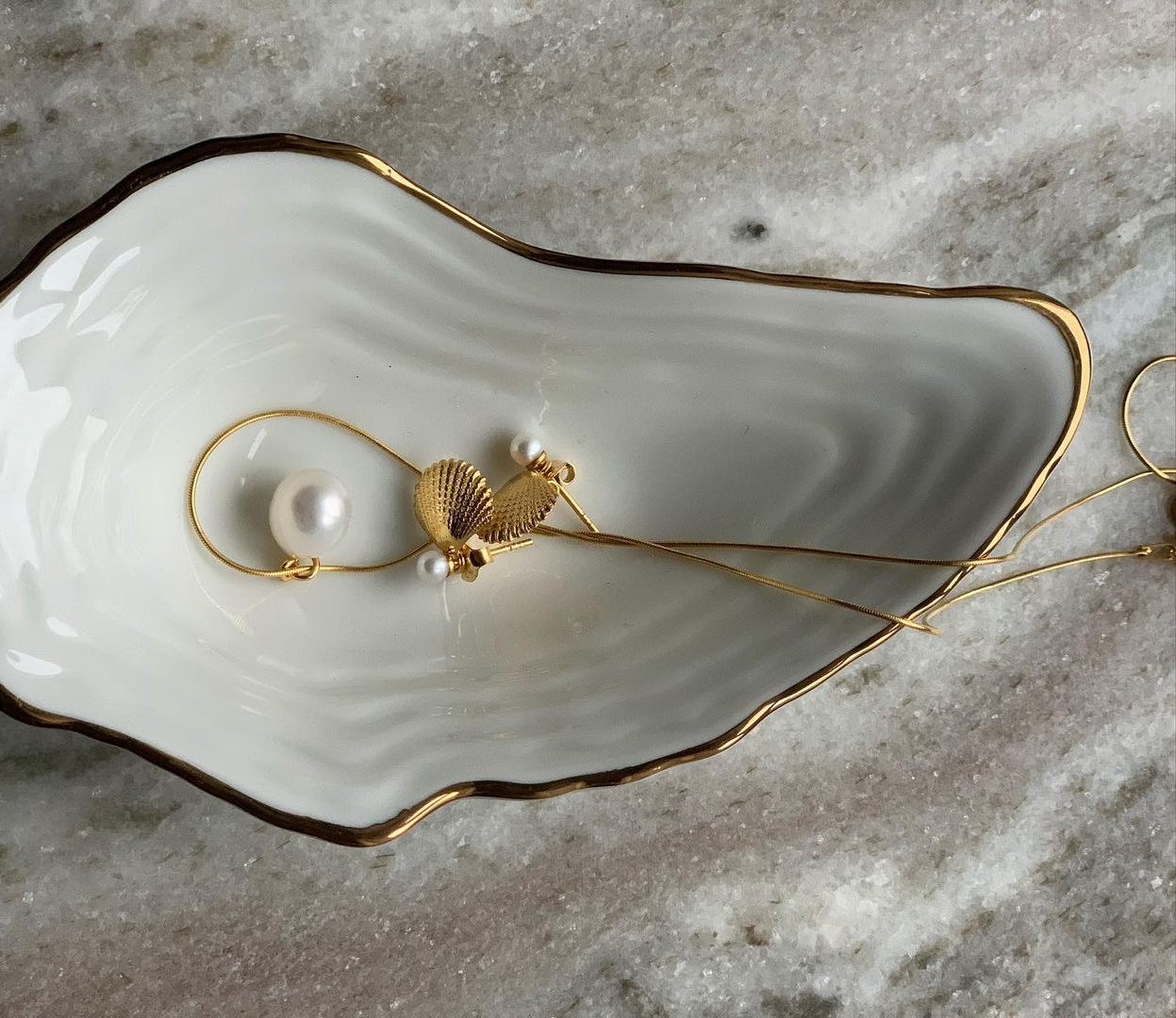 Biżuteria z perłą