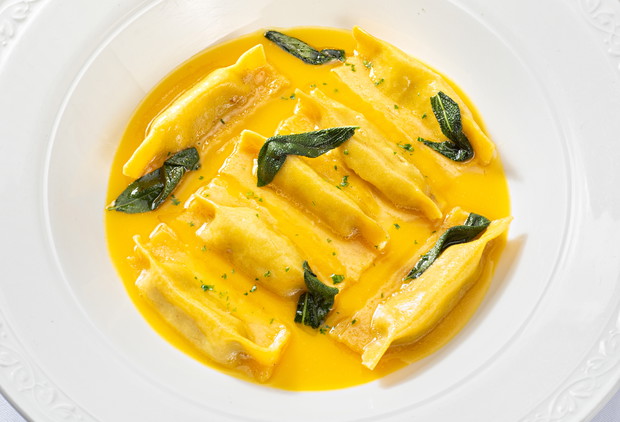 Przepisy na Święta Matteo Brunetti - słoneczne ravioli z dynią