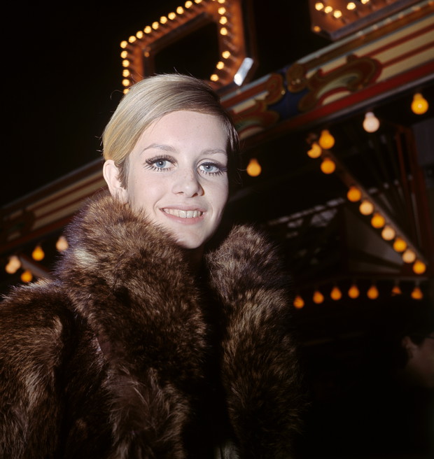 Twiggy - bogini lat 60. - wraca na okładkę Vogue