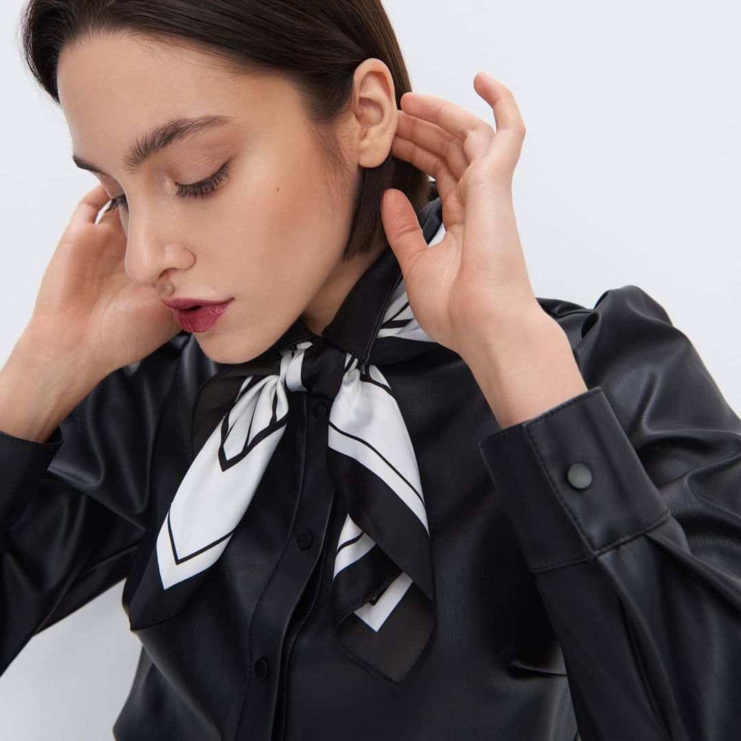 Te ubrania i dodatki z wyprzedaży będą modne wiosną i latem 2021