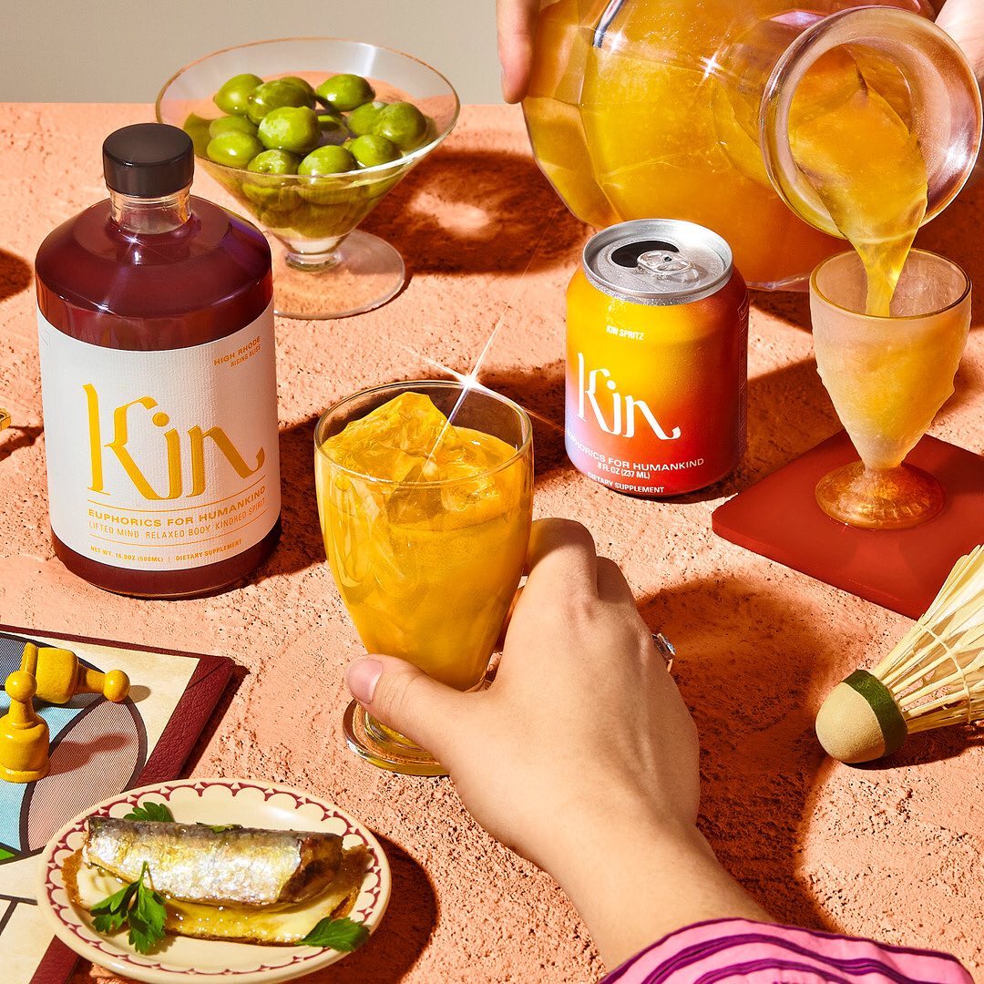 "Kin Euphoria" - ten bezalkoholowy napój wprawi Cię w jeszcze lepszy nastrój, niż niejeden drink