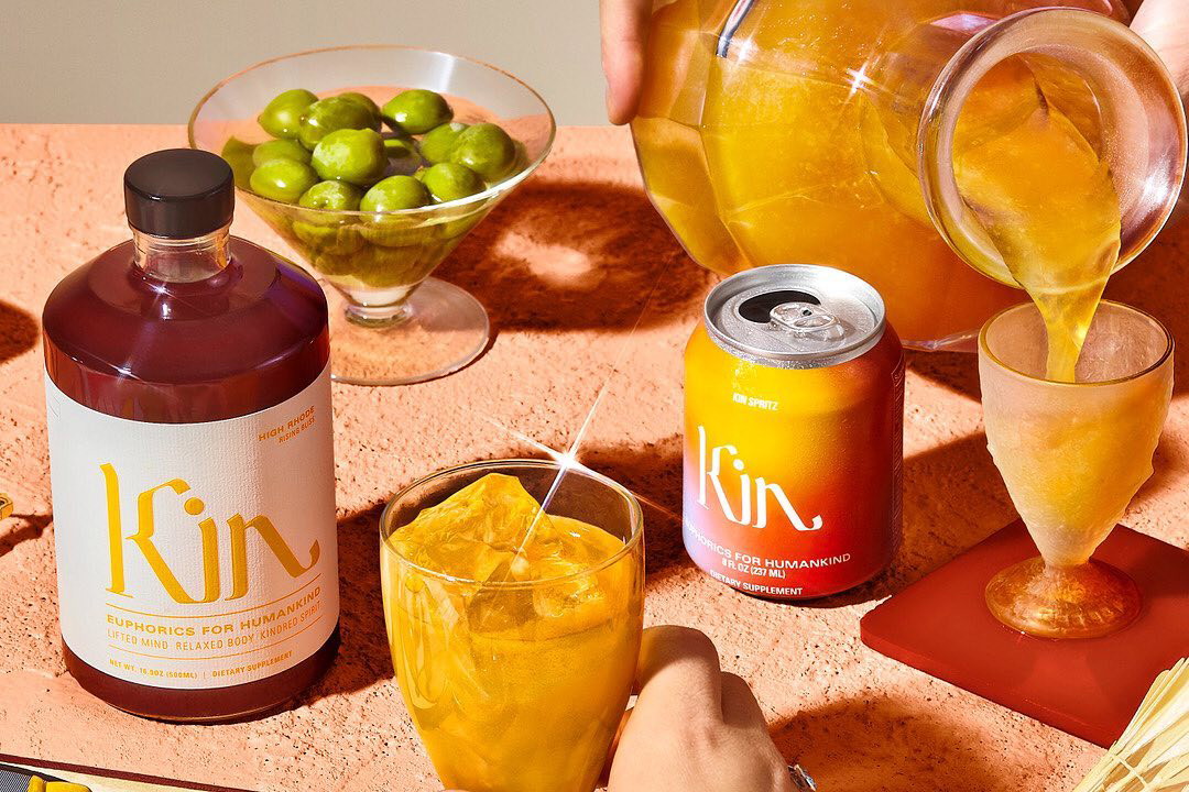 "Kin Euphoria" - ten bezalkoholowy napój wprawi Cię w jeszcze lepszy nastrój, niż niejeden drink