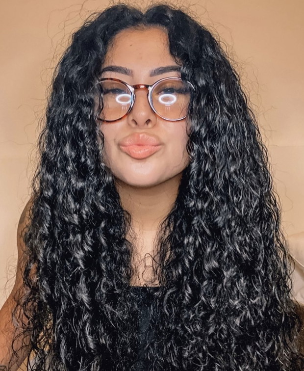 MODNE FRYZURY 2021: Trwała ondulacja z lat 80. powraca!