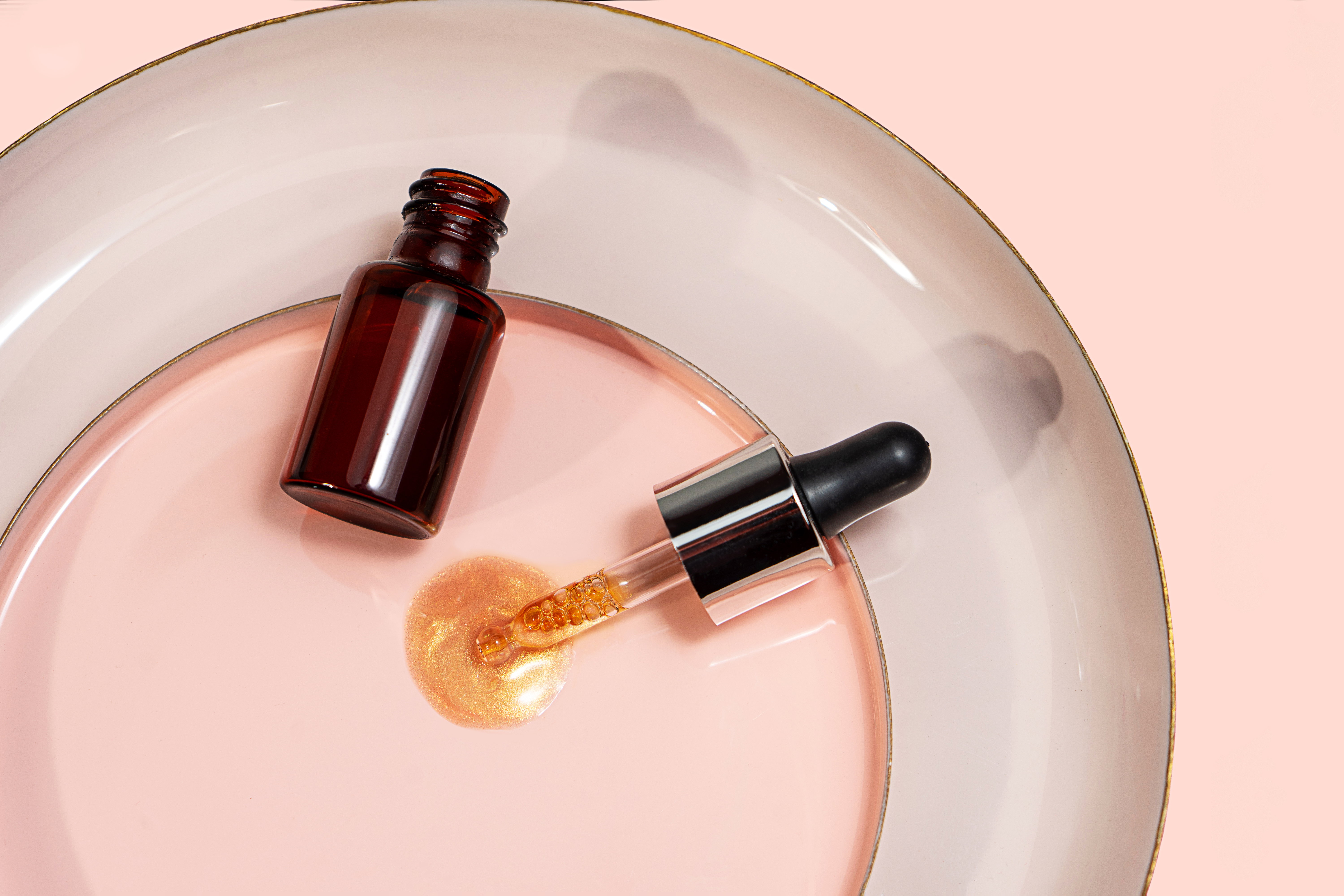 Niebezpieczna substancja THC w olejku CBD. GIS ostrzega konsumentów