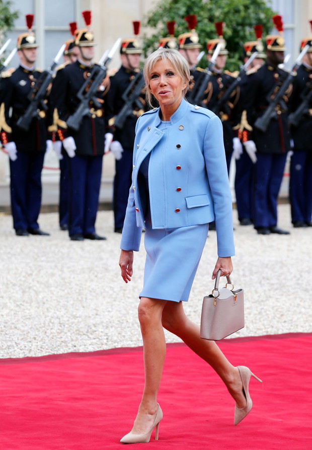 10 najpiękniejszych kreacji pierwszych dam na zaprzysiężeniu: Brigitte Macron