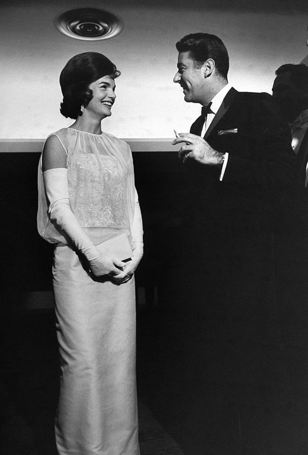 10 najpiękniejszych kreacji pierwszych dam na zaprzysiężeniu: Jacqueline Kennedy