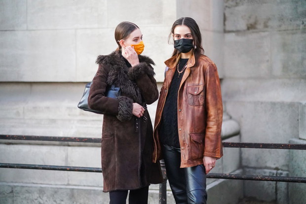 5 trendów z Paryskiego Tygodnia Mody, które znajdziesz w sieciówkach