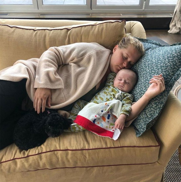 Amy Schumer pokazuje bliznę po cesarskim cięciu