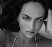 Kasia Lenhardt kilka dni przed samobójstwem została zmuszona do podpisania niemoralnej umowy. Jaki związek ma ona z jej śmiercią?