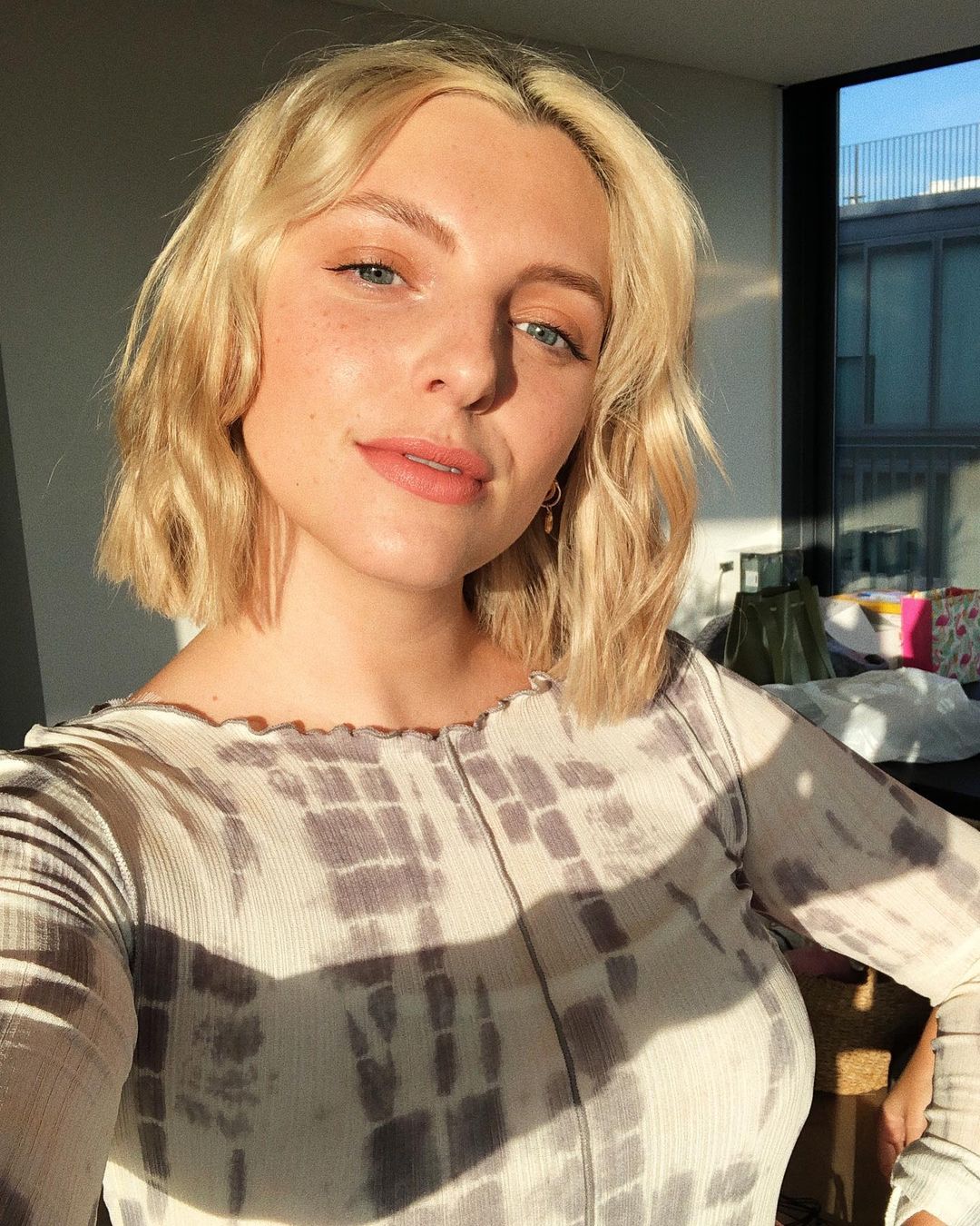 Modne fryzury 2021: grunge bob