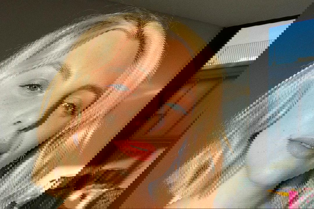 Modne fryzury 2021: grunge bob