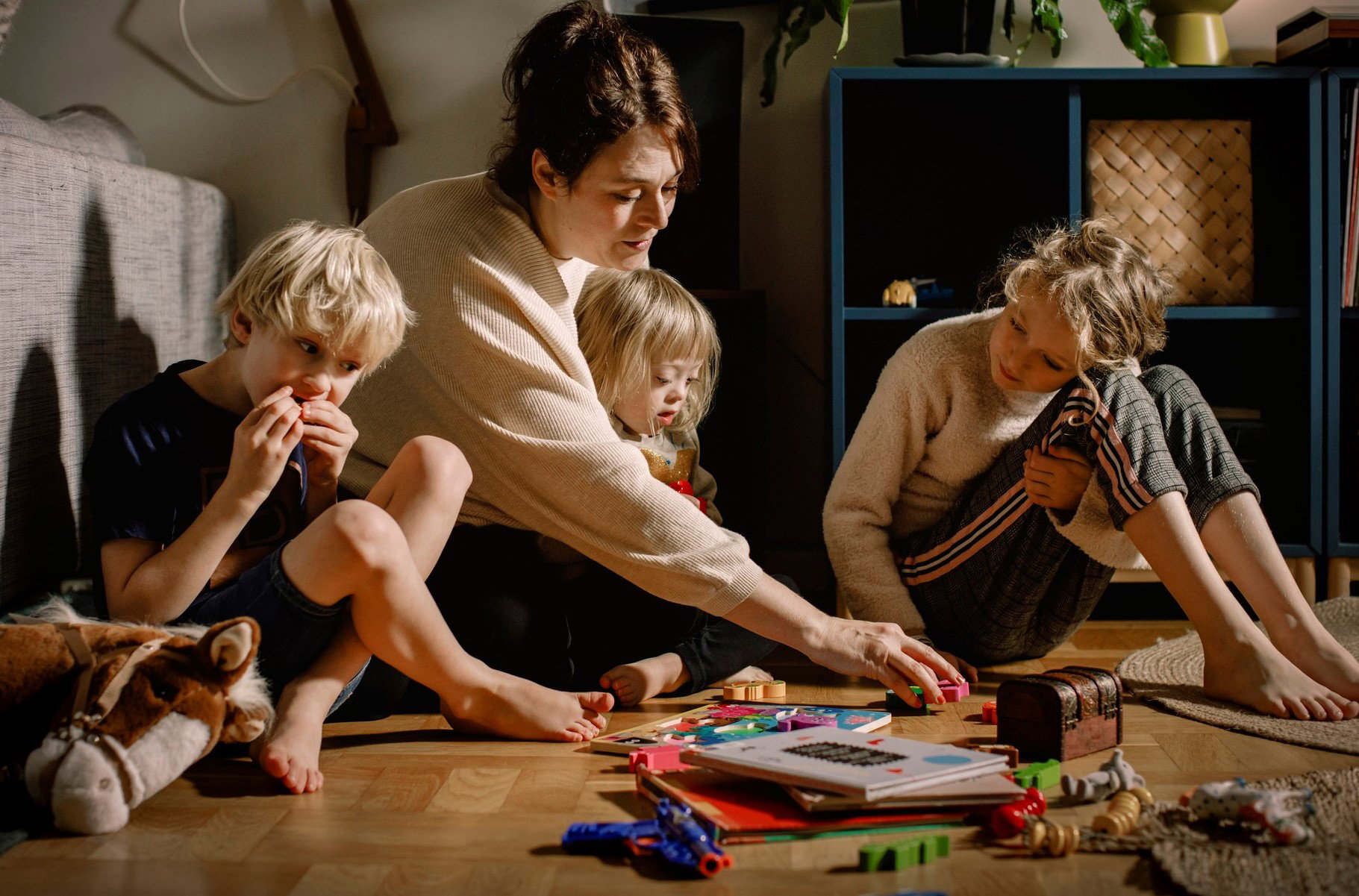 Badania wykazały, ile godzin pracuje potencjalna matka - to dokładnie 2,5 etatu