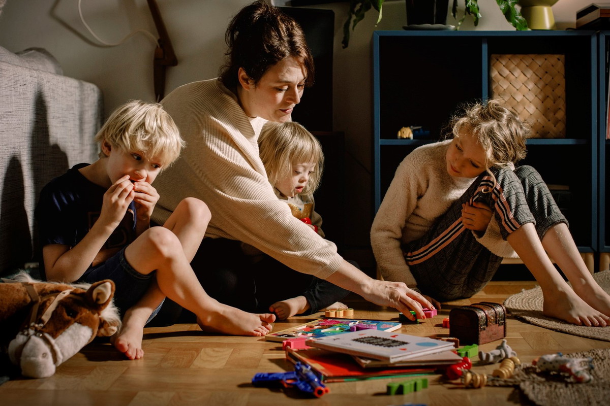 Badania wykazały, ile godzin pracuje potencjalna matka - to dokładnie 2,5 etatu