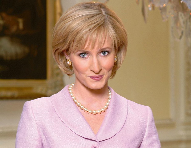 Genevieve O’Riley jako Księżna Diana