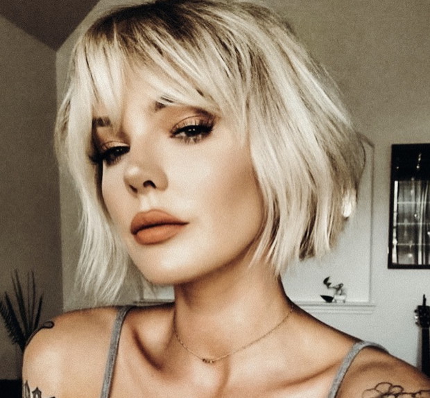 Modne fryzury 2021: short bob