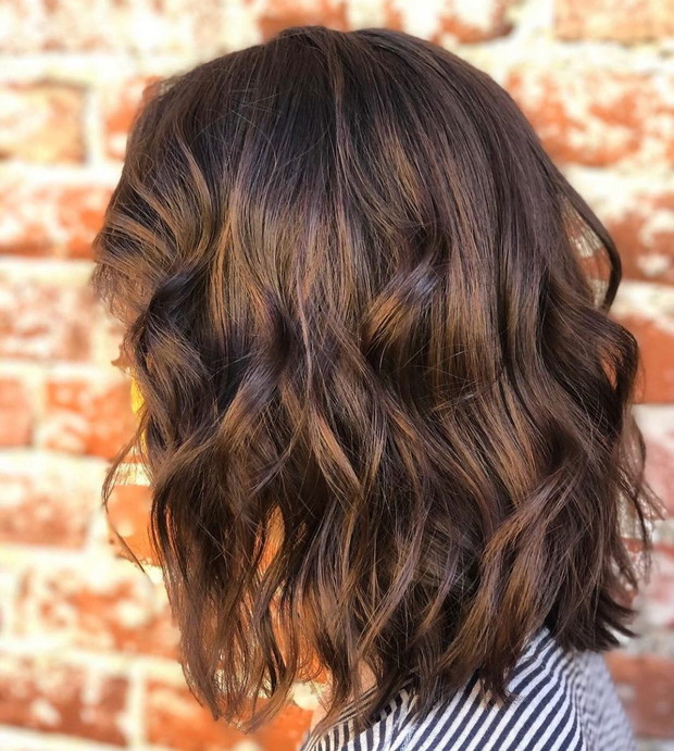 Modne fryzury: choppy bob