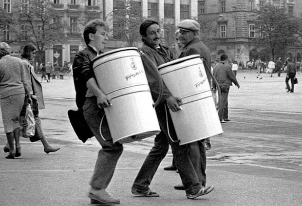 5 prezentów na Dzień Kobiet rodem z PRL-u