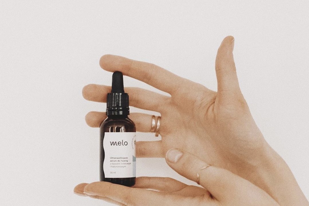 Serum z kwasem hialuronowym