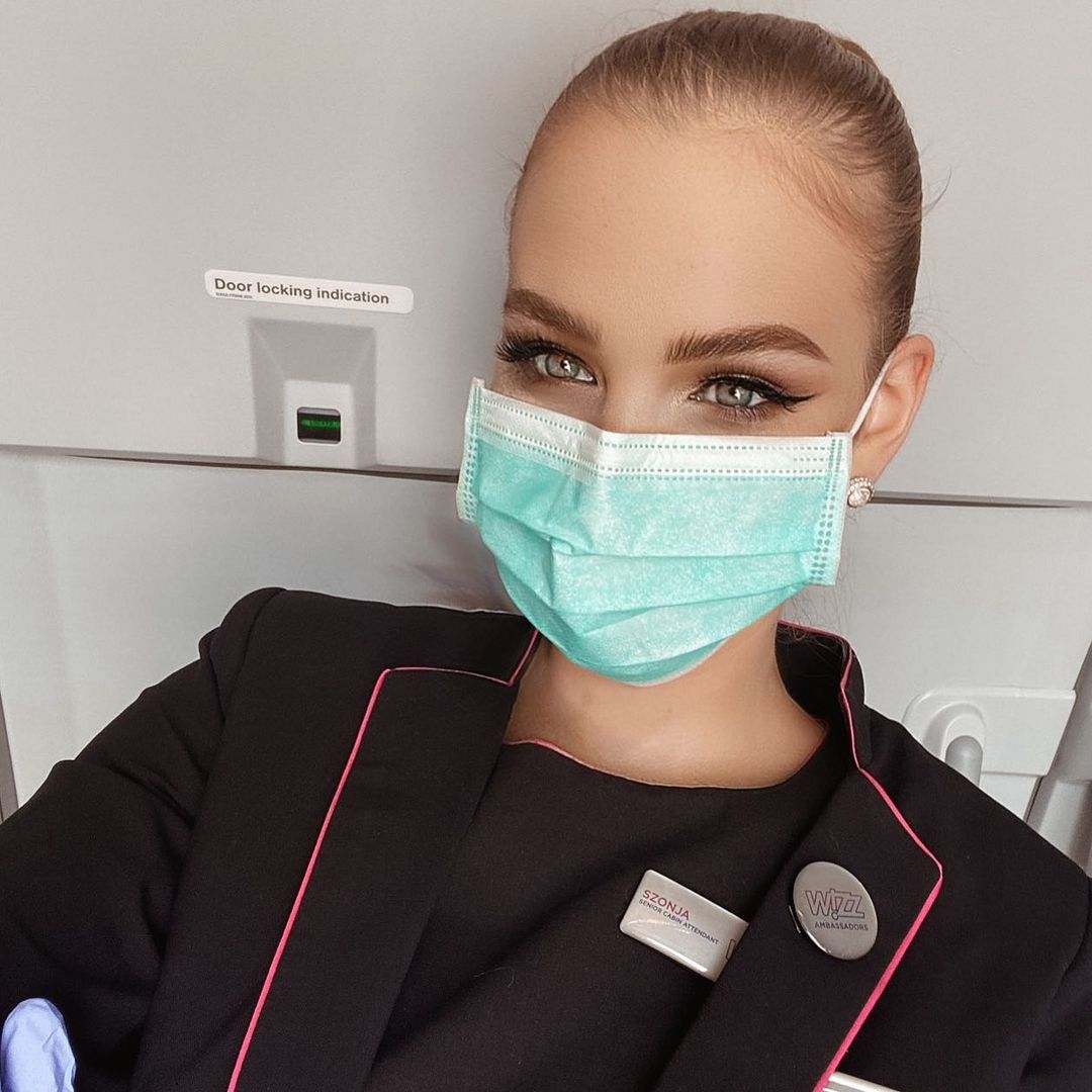 Najpiękniejsza stewardessa świata