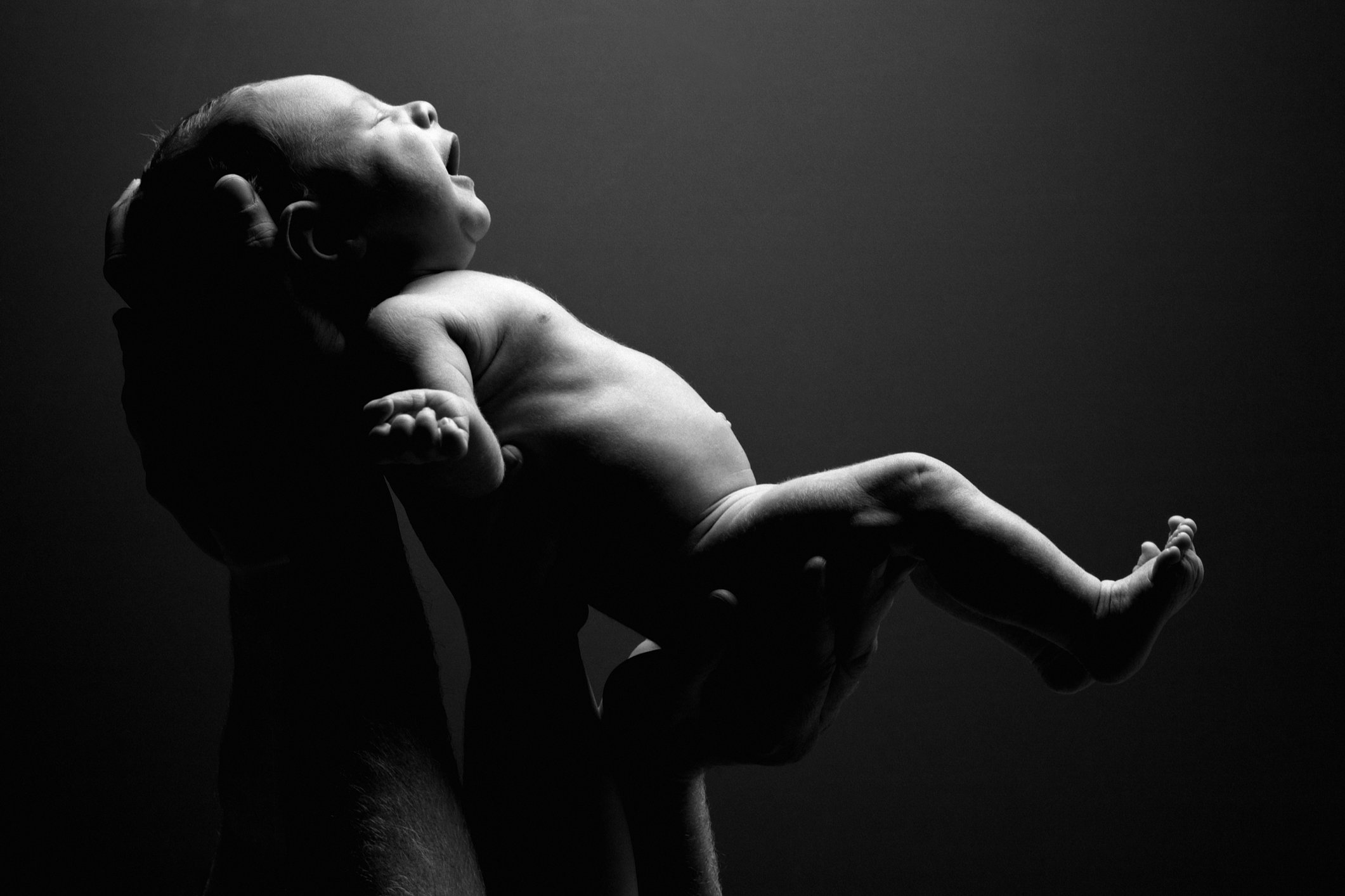 Makabryczne odkrycie: zwłoki noworodka na wysypisku śmieci