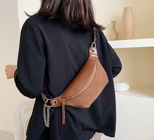 Torebka nerka damska