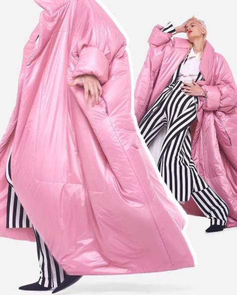 IKEA wypuściła kołdro-płaszcz, na punkcie, którego oszalał świat. Nie byli pierwsi!