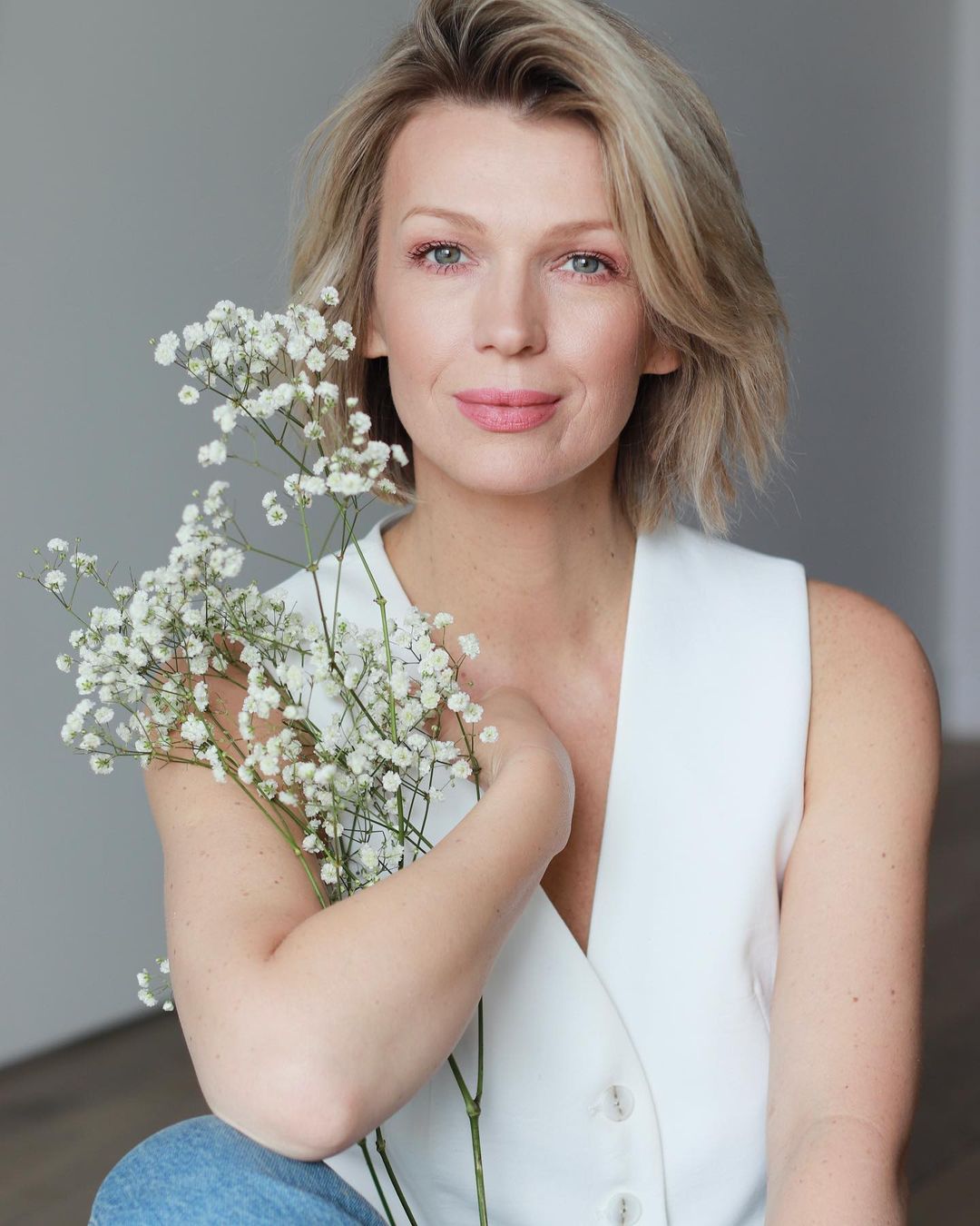 Magda Mołek w modnej kamizelce