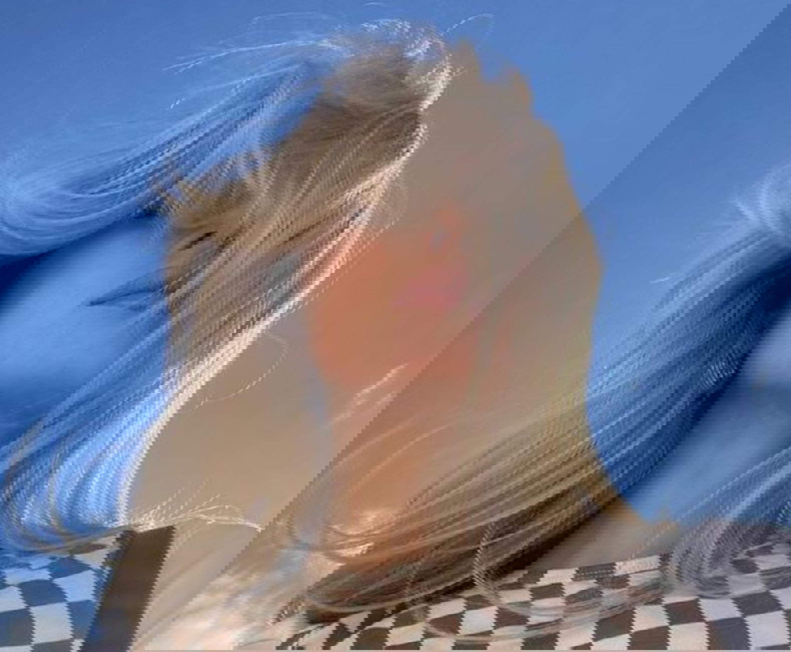 Modne fryzury 2021 - 360 HAIR podbija salony fryzjerskie