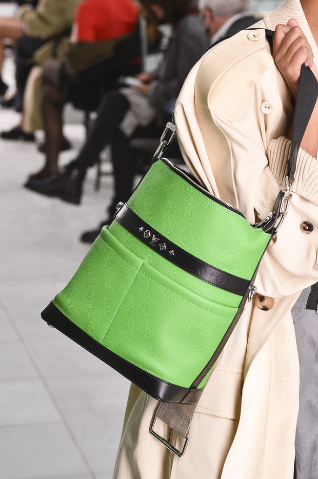 Modne kolory 2021: wszystkie odcienie zieleni, które będa modne wiosną i latem