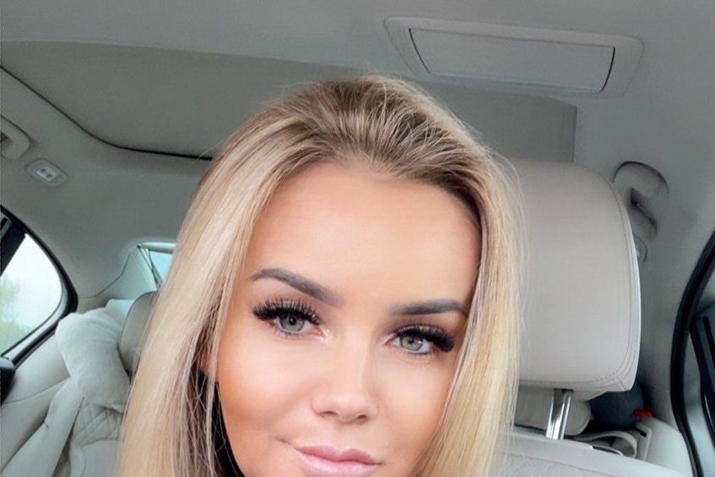 Monika Chwajoł wyprawiła córce komunię