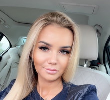 Monika Chwajoł wyprawiła córce komunię