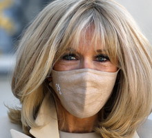 Nowa modna fryzura Brigitte Macron. Odmłodziła się o dekadę!