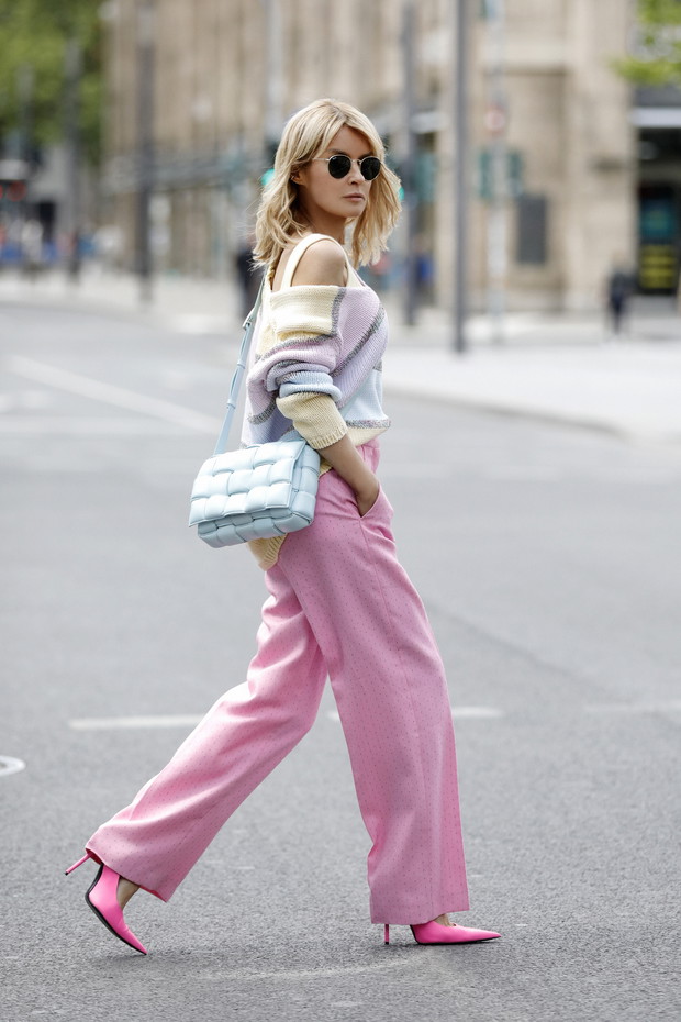 Pastelowe torebki to hit na wiosnę i lato 2021 - gdy je zobaczysz, przepadniesz bez reszty!