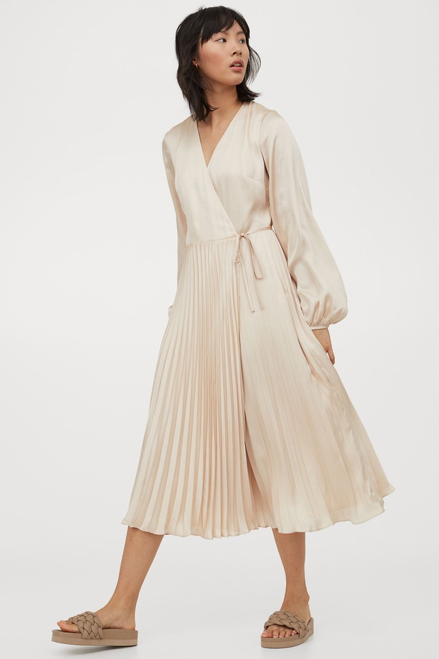 Sukienka H&M, cena: 229,99