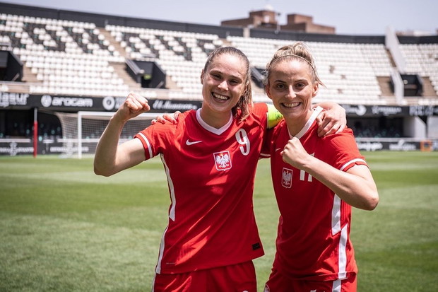Euro 2020: Przegrana Polaków rozczarowała kibiców? Spójrzcie na polskie piłkarki! Dziewczyny rozgromiły Czechy 5:0!