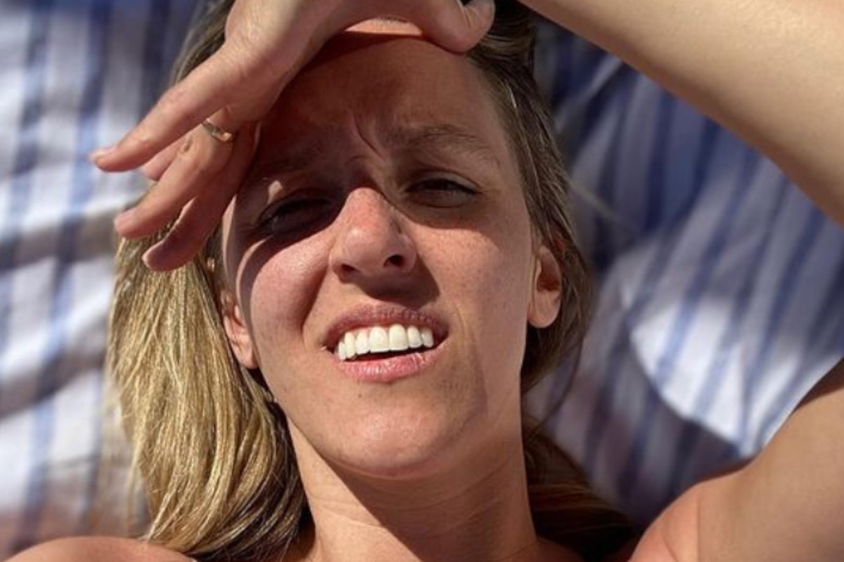 Ola Żebrowska pokazuje swoją pupę w bikini - cellulit, rozstępy i "zmarszczki gniewu" na pośladkach