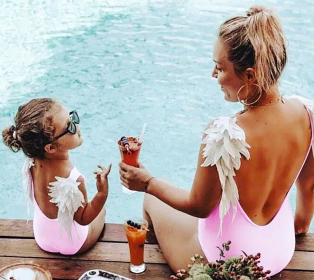 Kostium kąpielowy na lato 2021 - skrzydła anioła