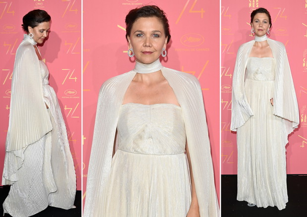 Maggie Gyllenhaal w odmładzającej pelerynie na Festiwalu Filmowym w Cannes