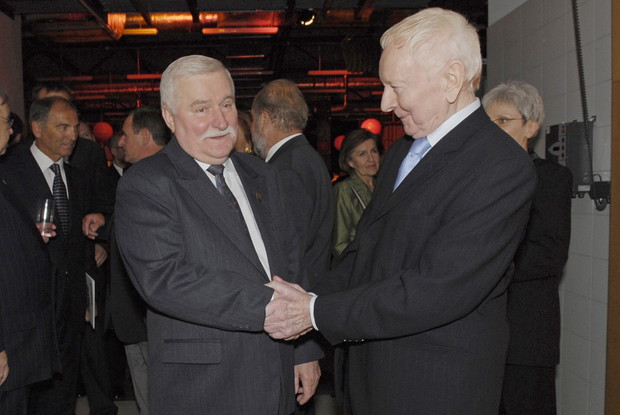 Fake news o śmierci Adama Słodowego