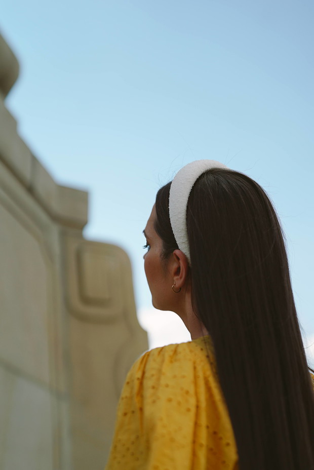 Gumka do włosów, opaska na włosy i spinka do włósów - te dziewczyny miały niebanalny pomysł na biznes! Poznajcie SCRUNCHIE