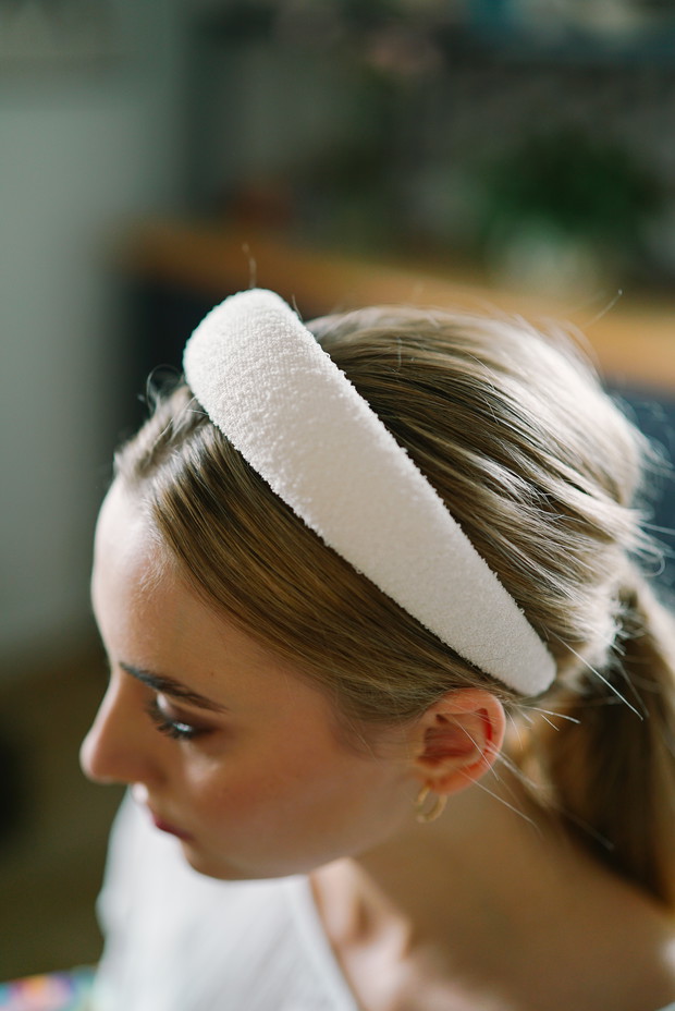 Gumka do włosów, opaska na włosy i spinka do włósów - te dziewczyny miały niebanalny pomysł na biznes! Poznajcie SCRUNCHIE