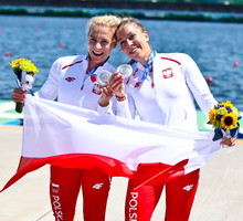 Kajakarki Karolina Naja i Anna Puławska wywalczyły srebro na igrzyskach w Tokio