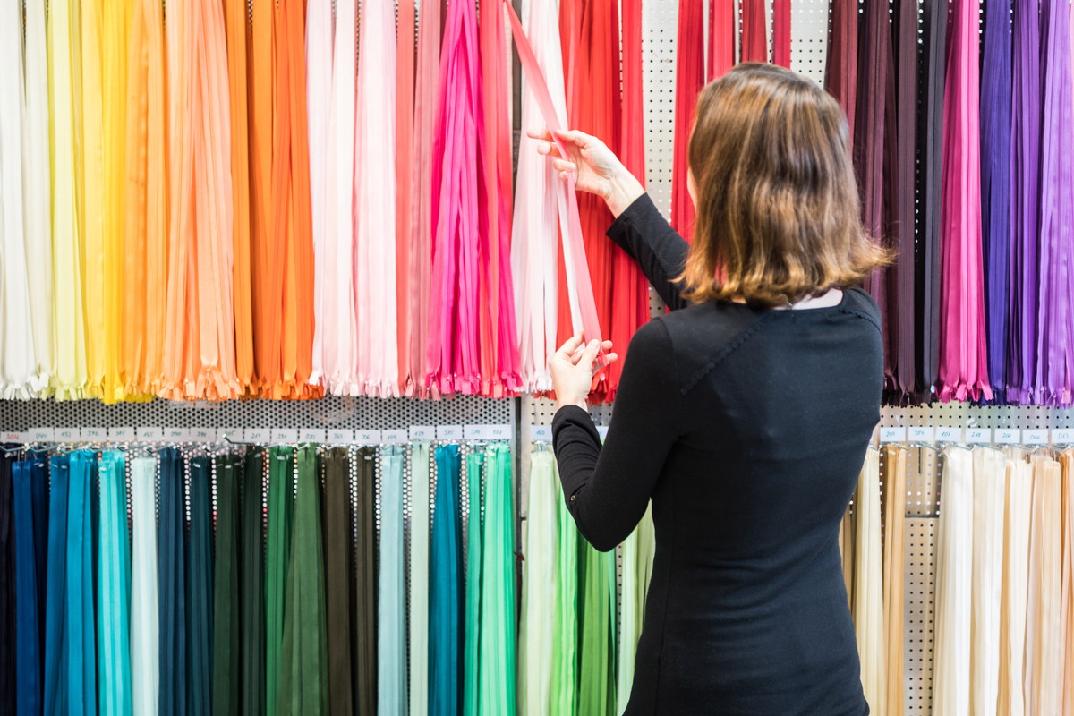 Zamek - nauka szycia